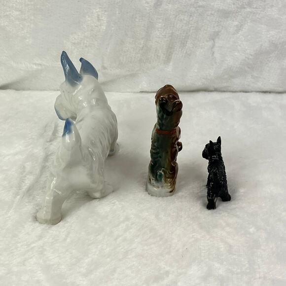 Lot 3 Vintage Japan Dog Figurines Porcelain Terrier Scottie Mixed Glaze Styles - Picture 4 of 14